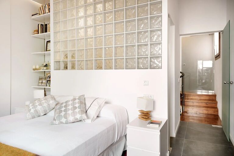 18th-Century Palace Residence in Palma Old Town with Terrace and Garage