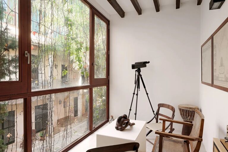 18th-Century Palace Residence in Palma Old Town with Terrace and Garage