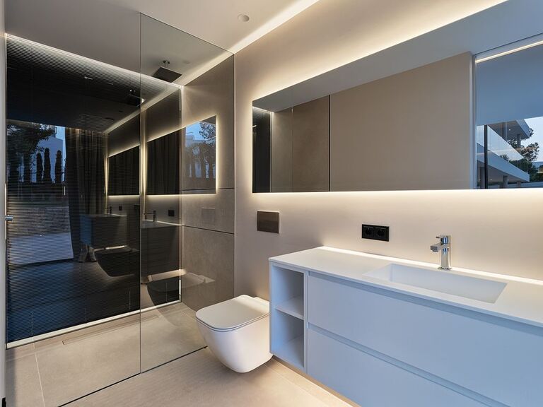 Contemporary Villa in Nova Santa Ponsa with Infinity Pool